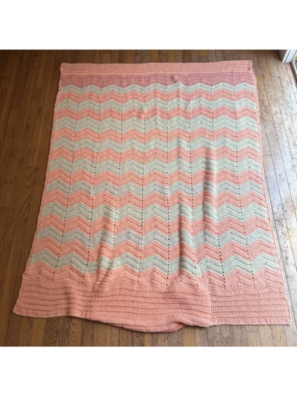 Handmade Knit Crochet Blanket Throw w/ Foot Pouch Pocket White Pink 66